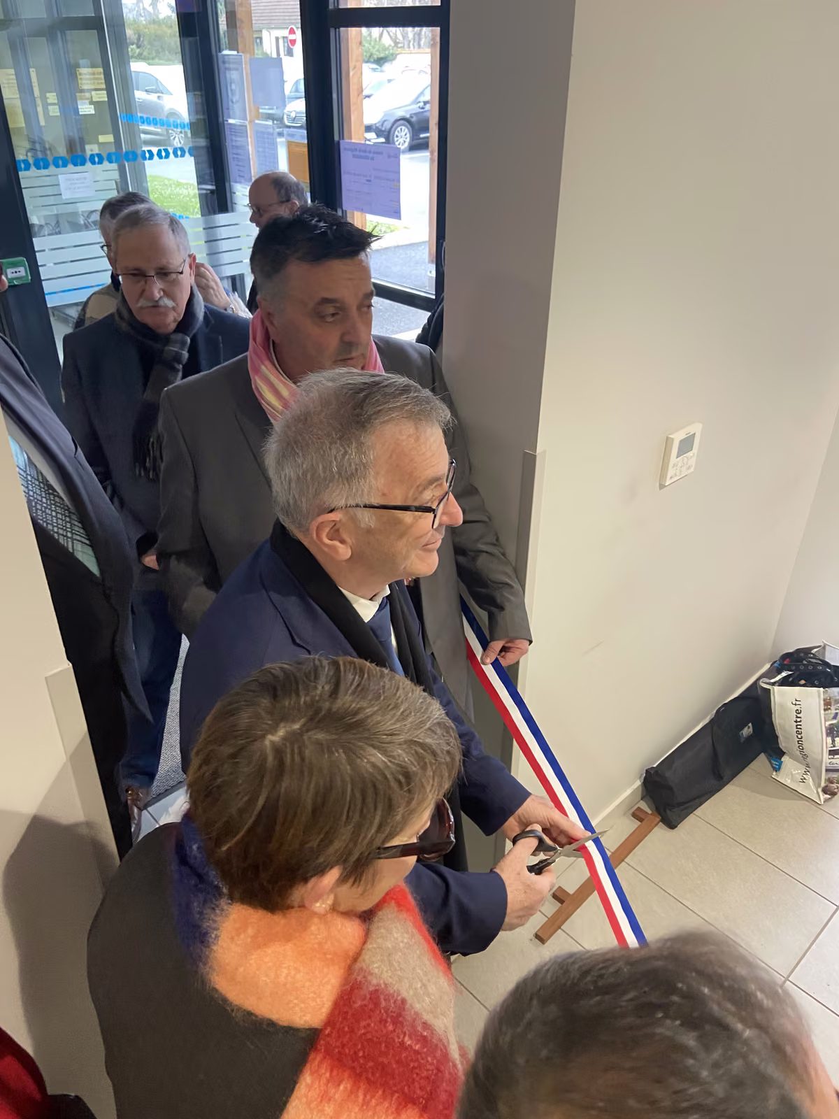 L’inauguration du centre — Nérondes