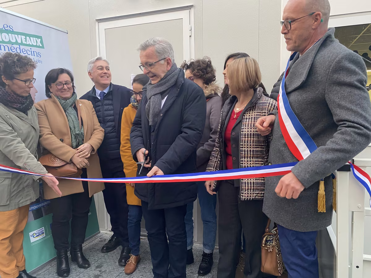 L’inauguration du centre — Reugny
